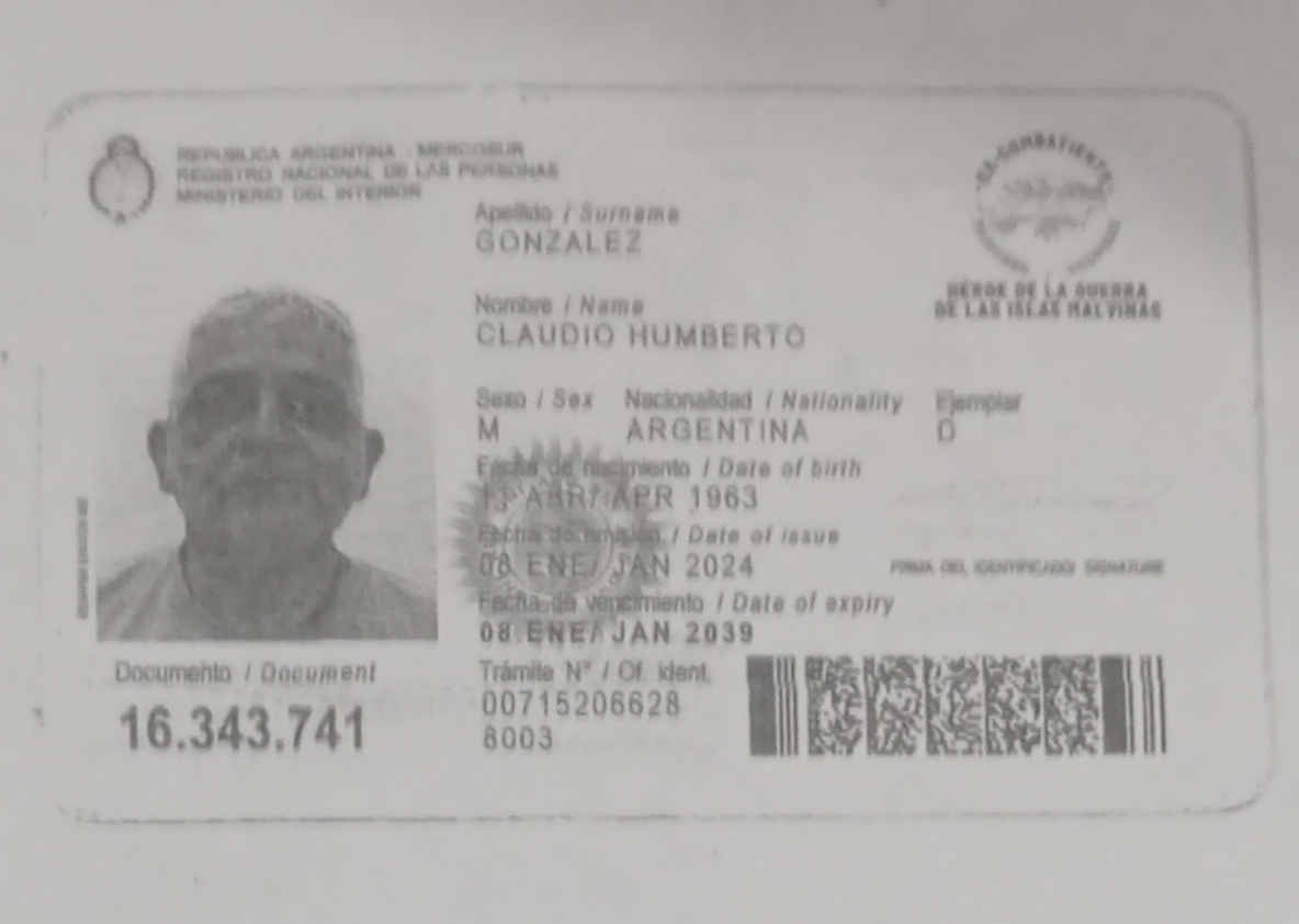 Imagen de ambas caras del último documento de identidad del solicitante o apoderado (o de todas las páginas si es DNI libreta, LC o LE)